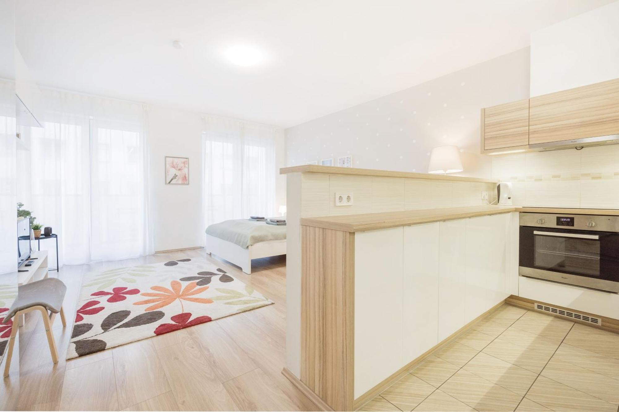 The Chic Crib With Balcony Budapeste Exterior foto